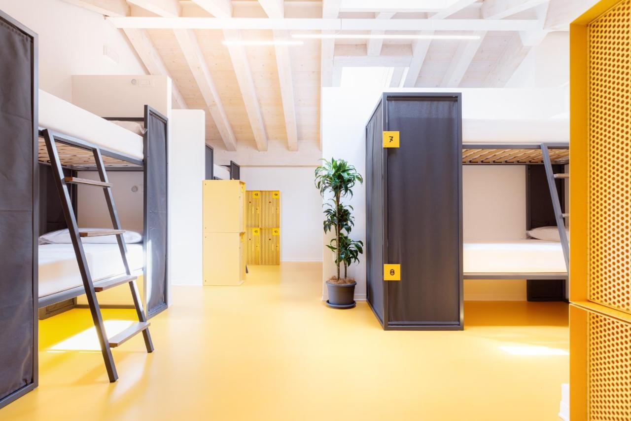 Nomad Hostel Treviso Exterior foto