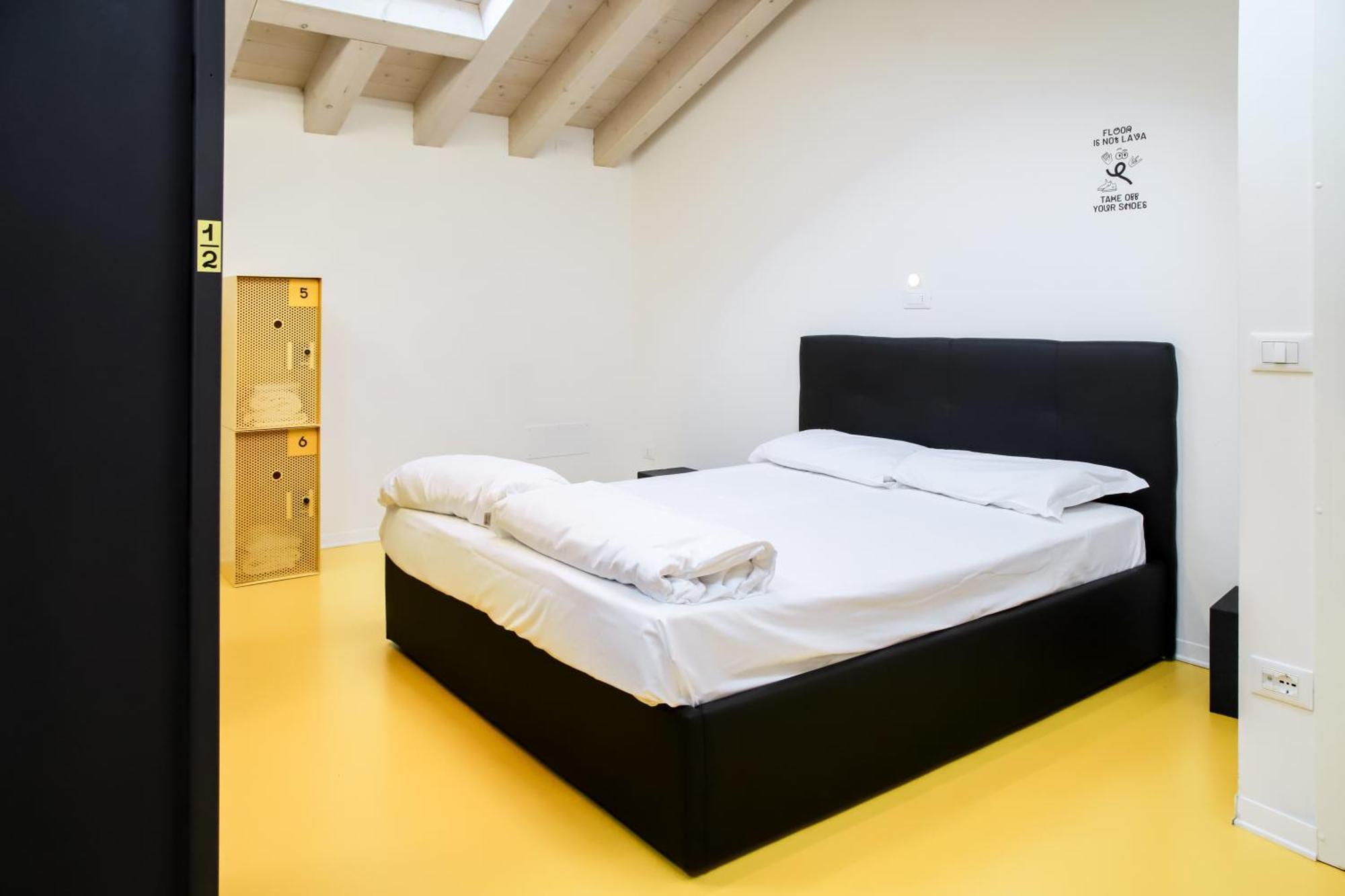 Nomad Hostel Treviso Exterior foto