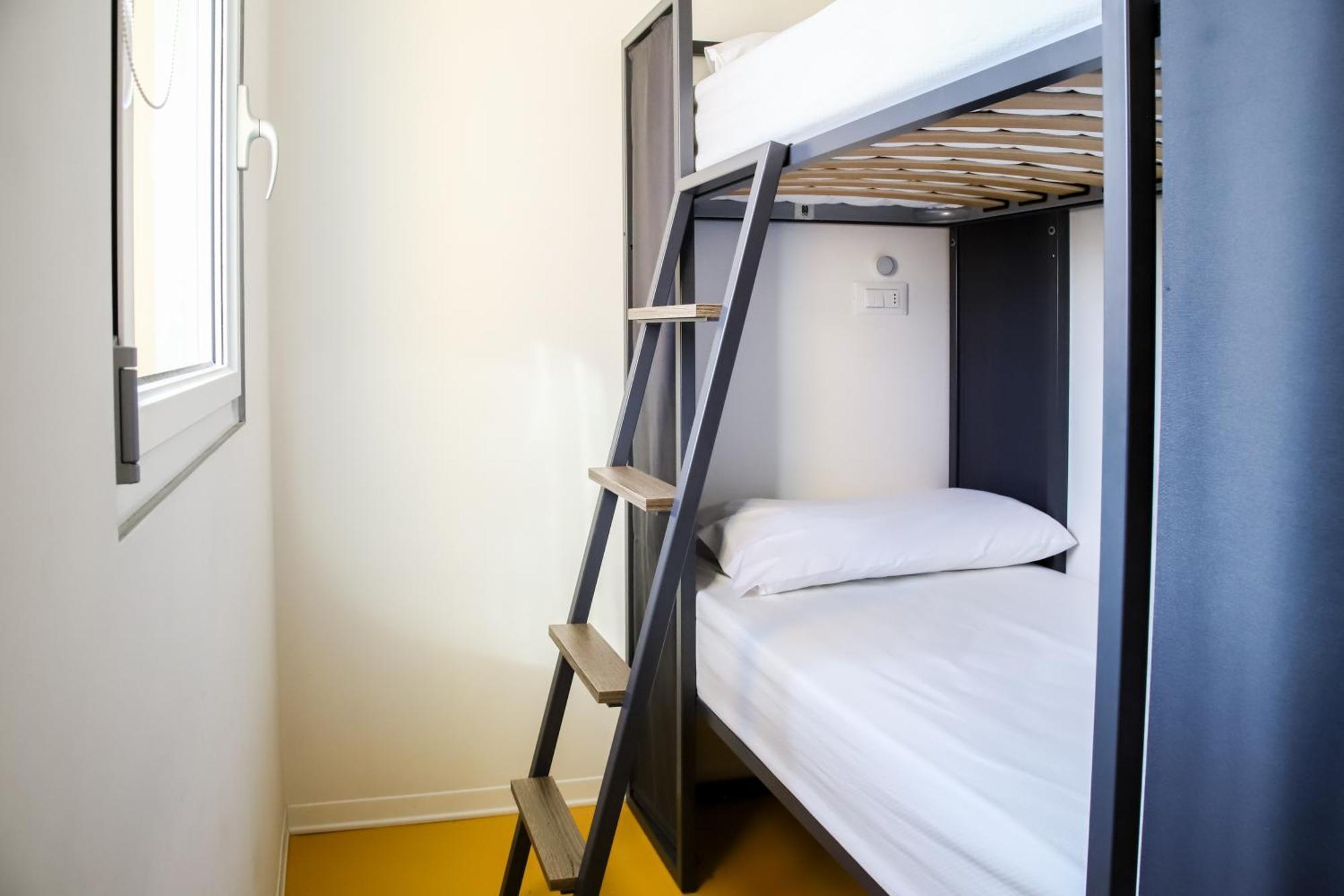 Nomad Hostel Treviso Exterior foto